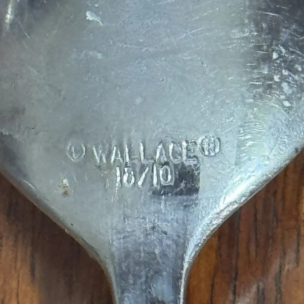 Wallace Silversmiths Baguette 18/10 Stainless Steel Oval Soup Spoon Preowned